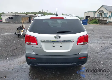 2011 Kia Sorento Lx V6 z USA, uszkodzony, nr VIN 5XYKTDA22BG061127